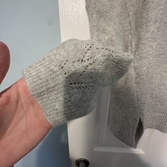 LC Lauren Conrad Gray Oversized V-Neck Sweater Size XL - Picture 6 of 8